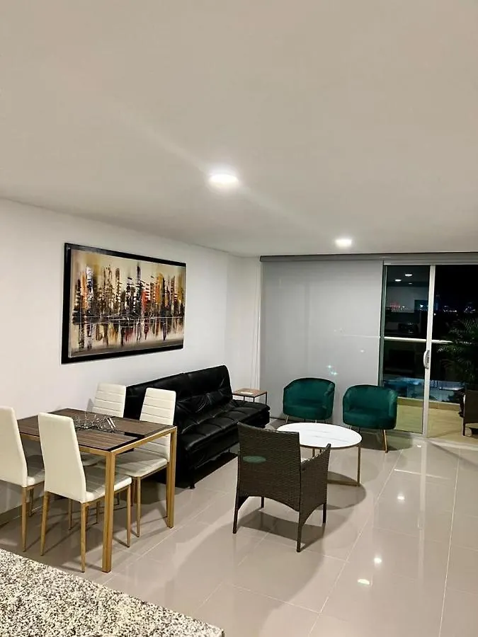 Apartamento De Tres Alcobas Cartagena